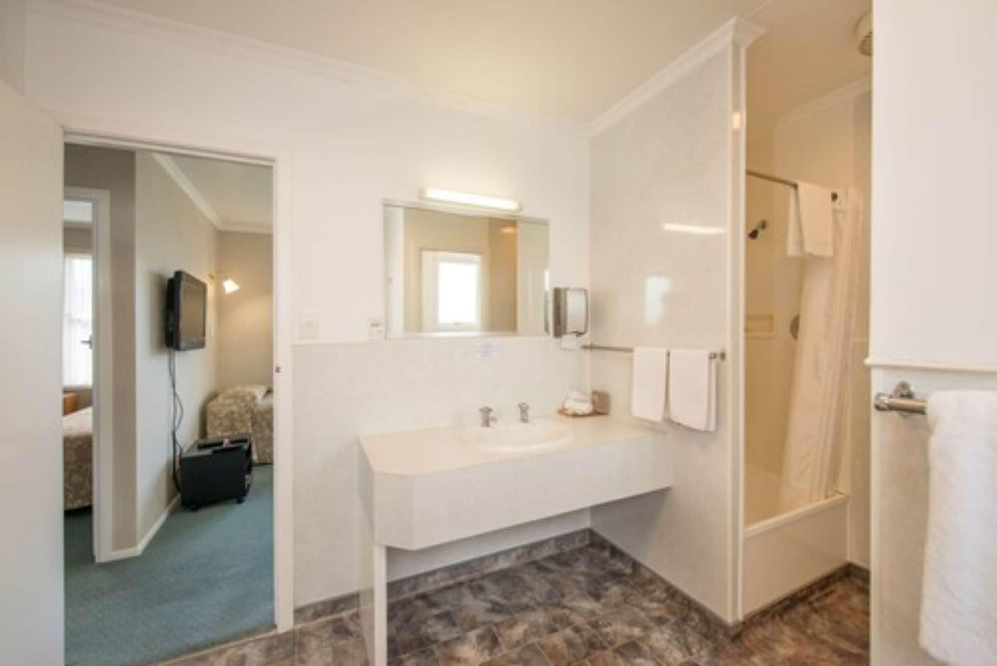 Amber Court Motel New Plymouth Dış mekan fotoğraf