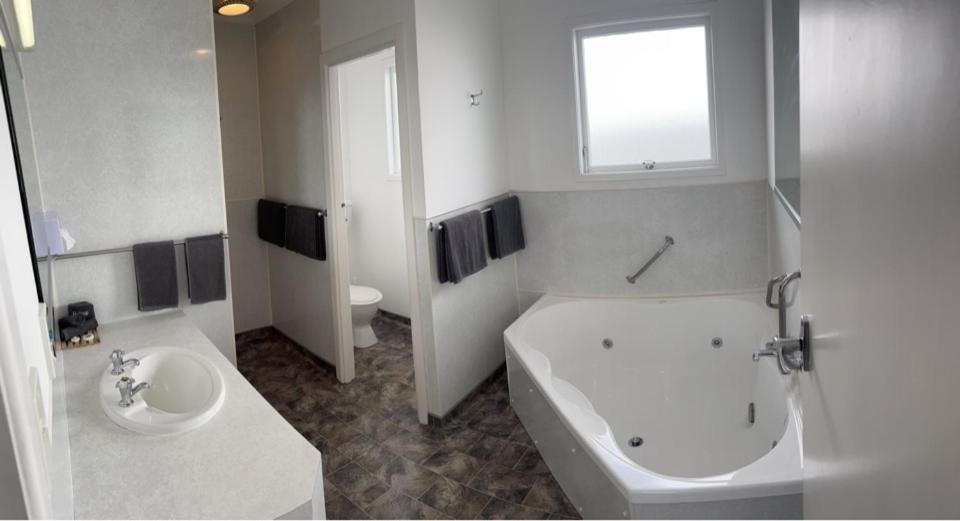 Amber Court Motel New Plymouth Dış mekan fotoğraf