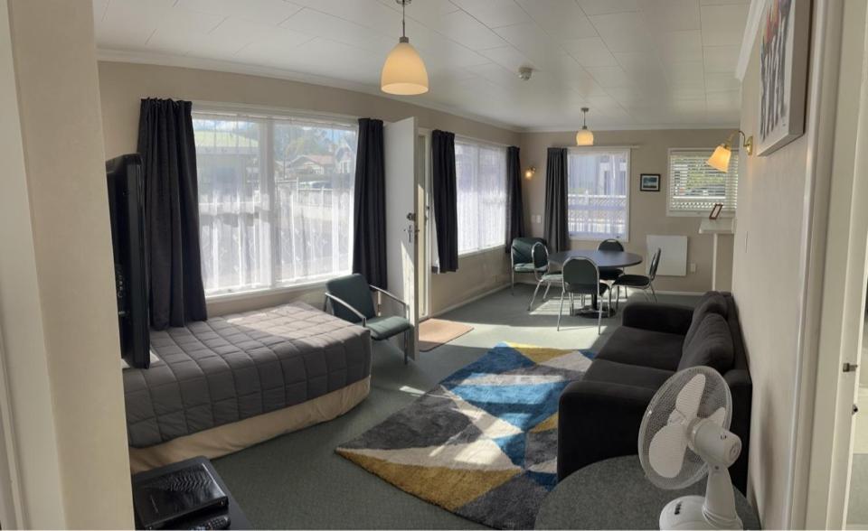 Amber Court Motel New Plymouth Dış mekan fotoğraf