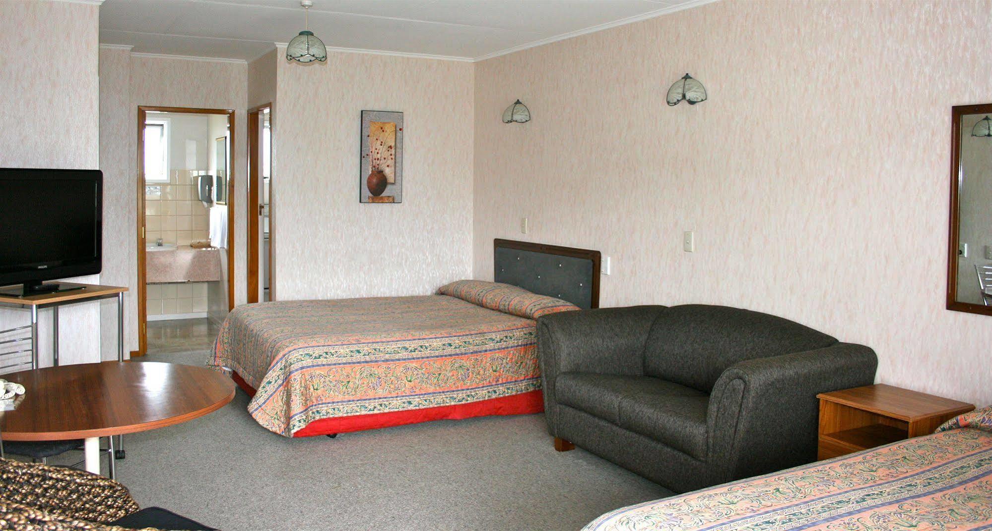 Amber Court Motel New Plymouth Dış mekan fotoğraf