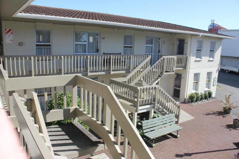 Amber Court Motel New Plymouth Dış mekan fotoğraf