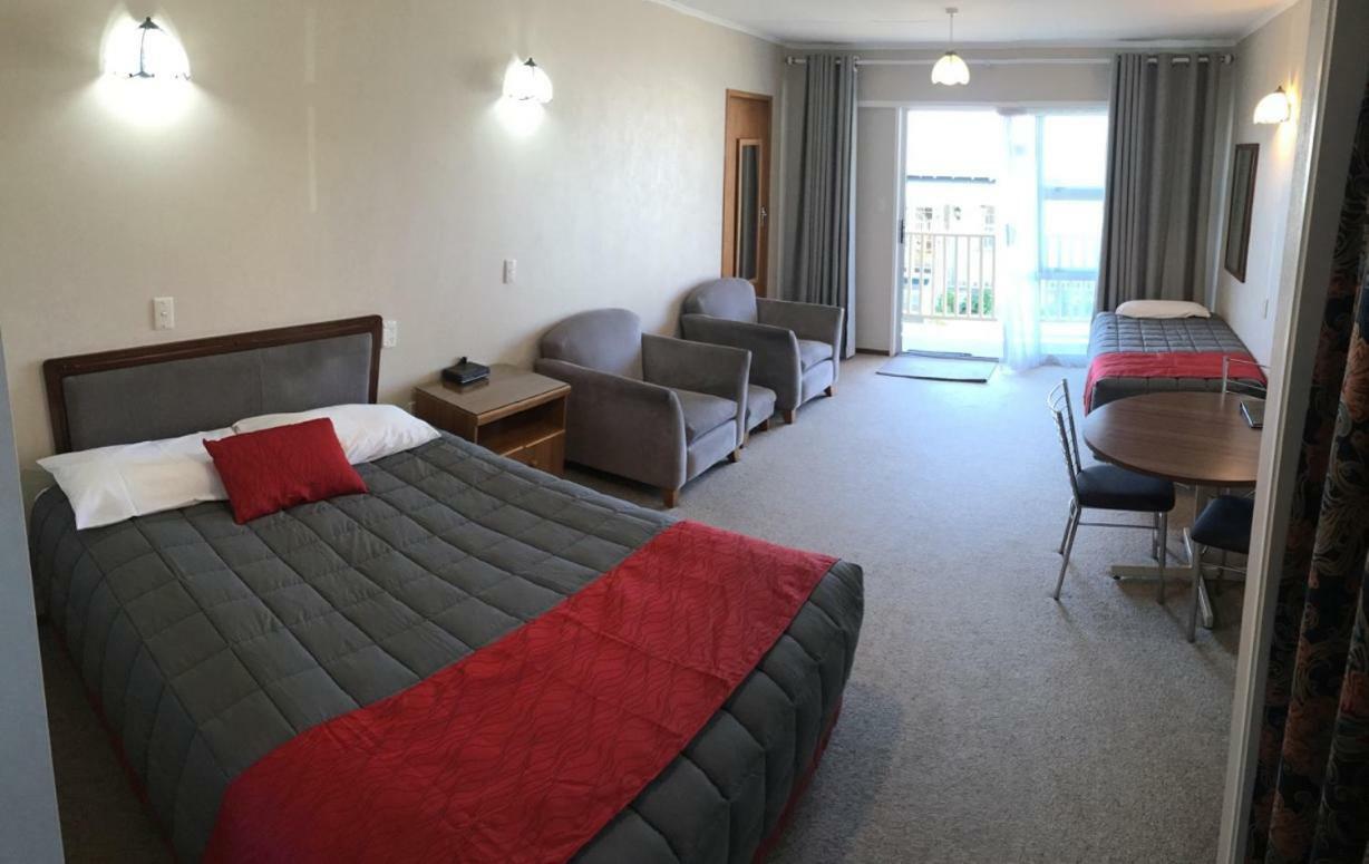 Amber Court Motel New Plymouth Dış mekan fotoğraf